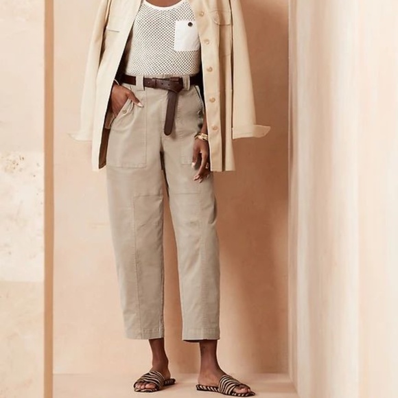 Banana Republic Barrel Pant, NWT, Size 0/25 But Fits Like 4 - Picture 1 of 1